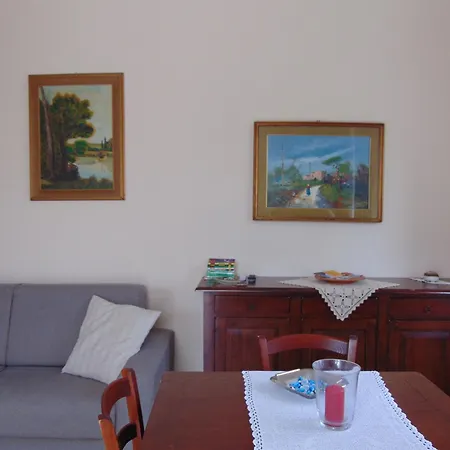 Ca'melia Apartment Sarzana